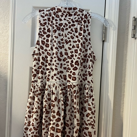 Anthropologie animal print tunic style button down shirt sleeveless flowy - Picture 12 of 13